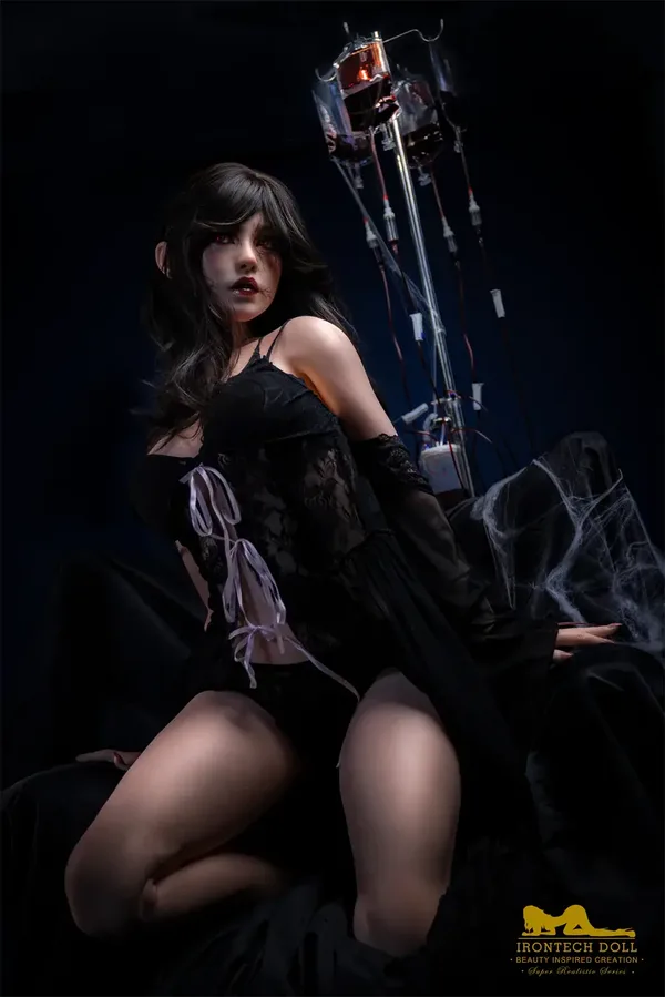 Irontech Eileen Halloween