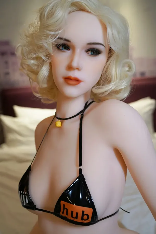 Piper Doll Scarlett