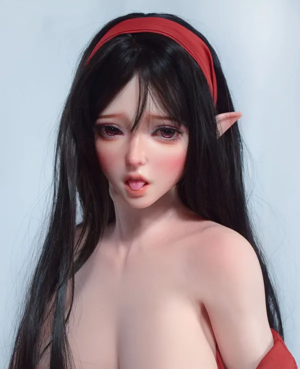 Elsa Babe Sakuma Hanasaki