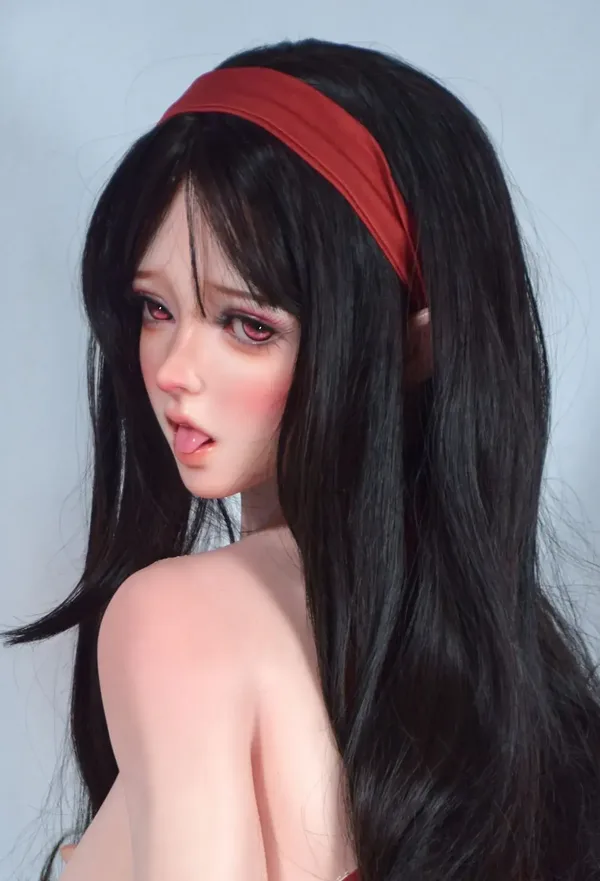 Elsa Babe Sakuma Hanasaki