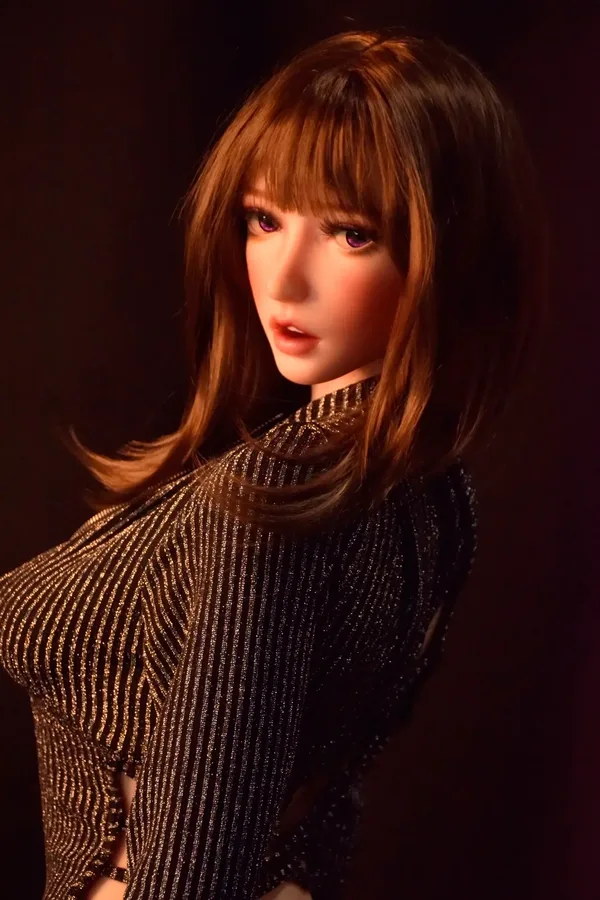 Elsa Babe Fujii Yui