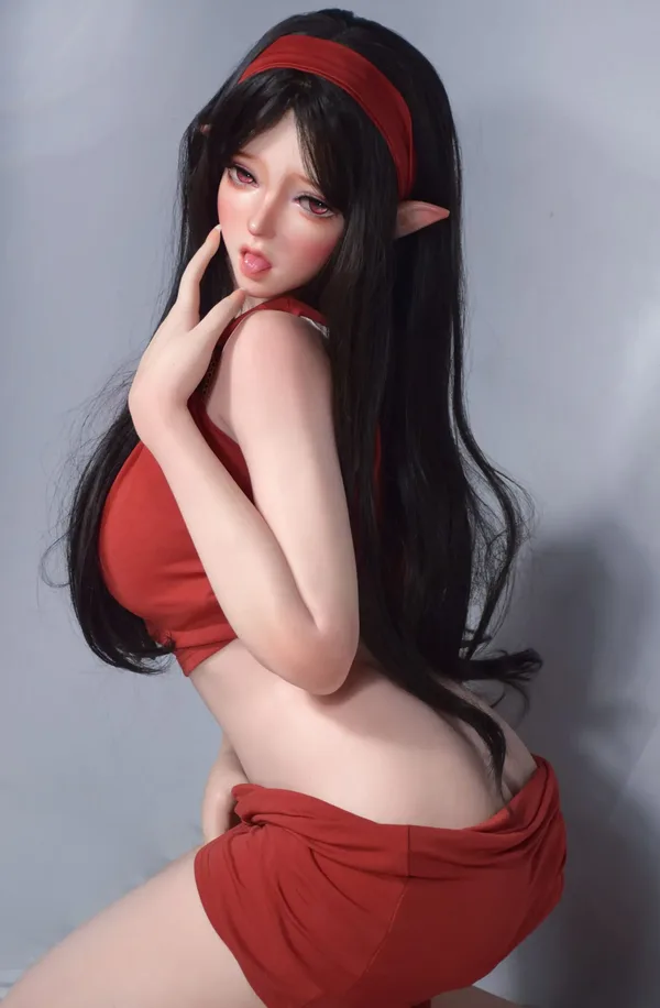 Elsa Babe Sakuma Hanasaki