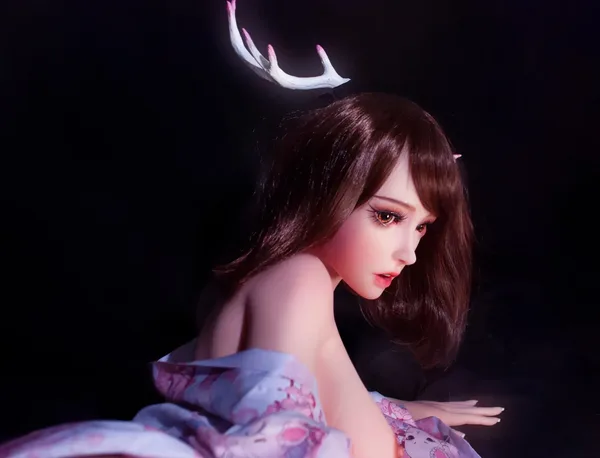 Elsa Babe Akimoto Mizuki